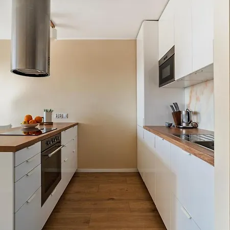 Cozy & Bright - 10 Min Walk To Apartment Gdansk